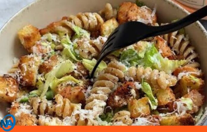 ensalada de pasta tipo César ensalada de pasta tipo César