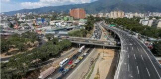 paso vehicular autopista Valle-Coche