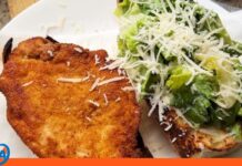 sándwich César de pollo